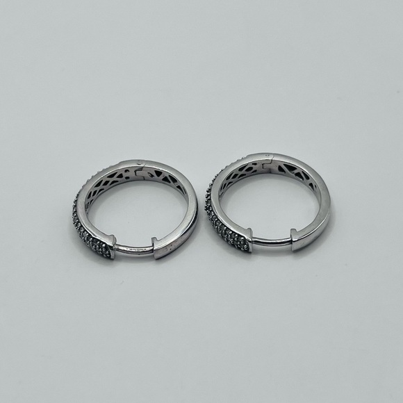 .50 CT Natural Diamond Triple Row Silver Earring Hoops - Picture 5 of 7
